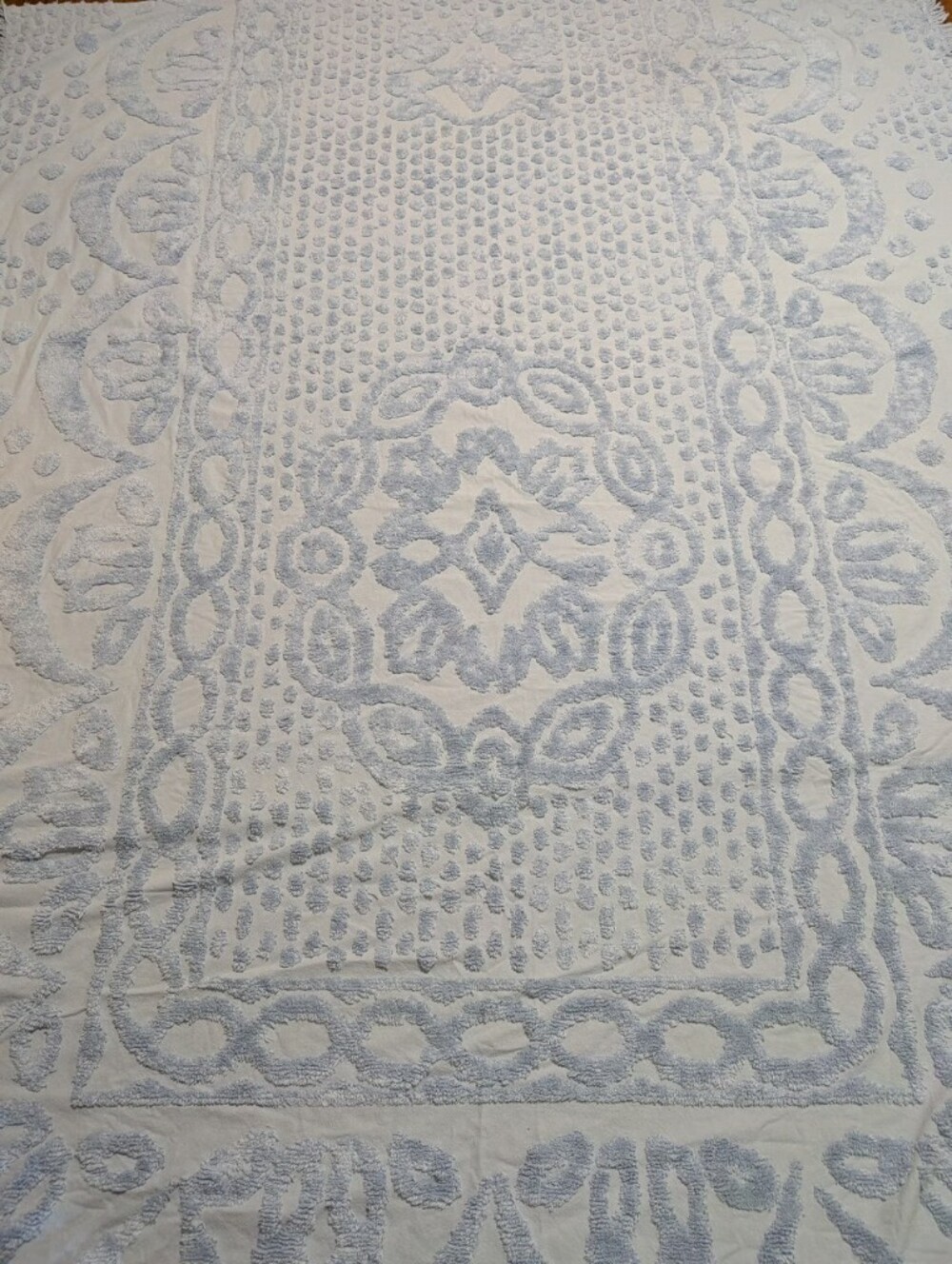 Stylemaster Cotton Chenille Medallion Bedspread Fringe Light Blue Twin